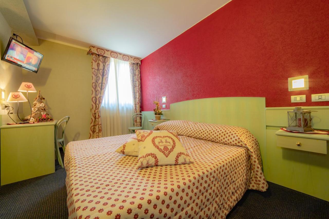 Astoria Hotel